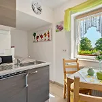 Marks - Apartment *